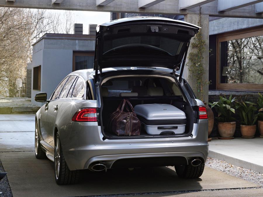  Jaguar XF Sportbrake Option Pack 2012 года  (UK) (фото 10 из 17)